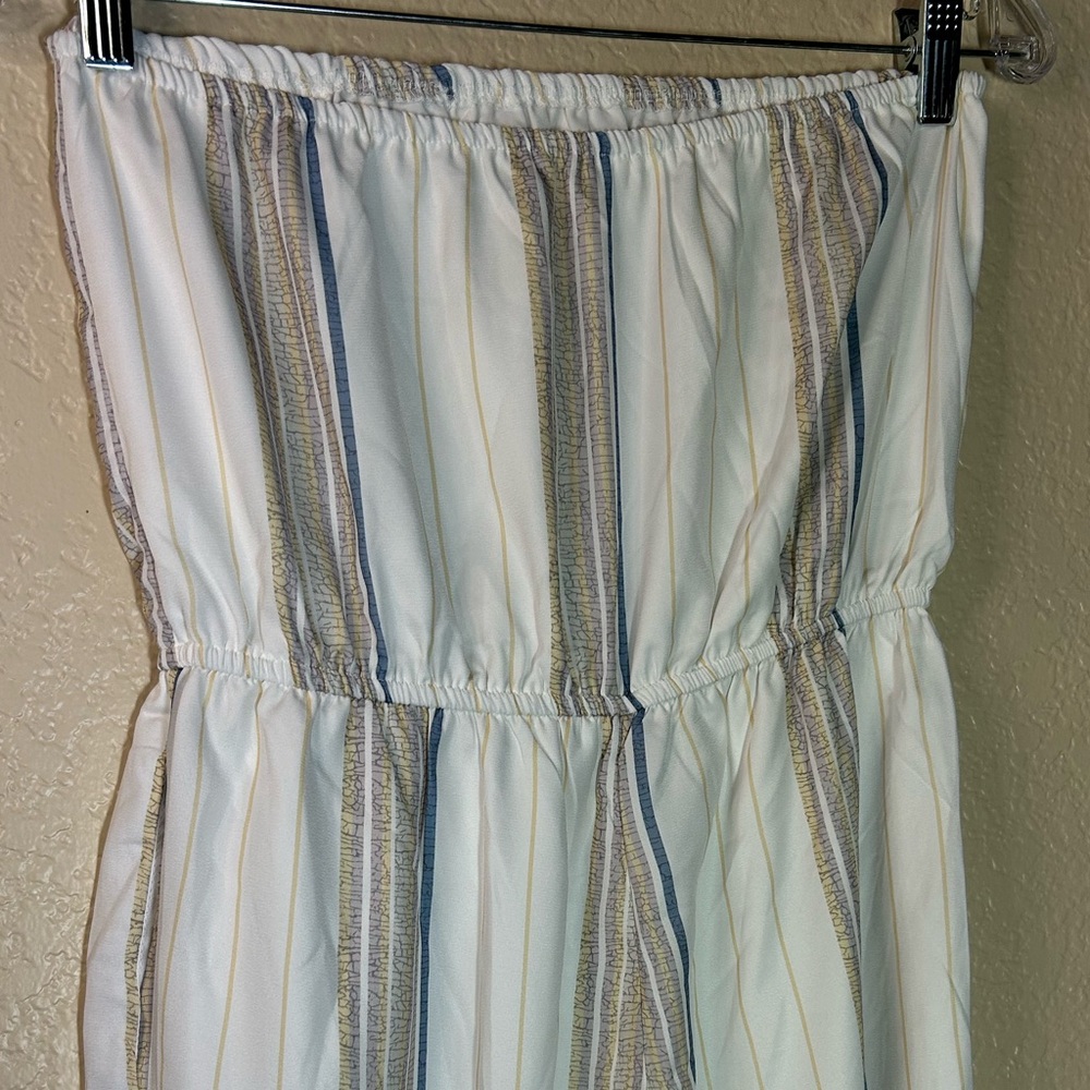 Cupshe Strapless Jumpsuit – Size S - Picture 3 of 10